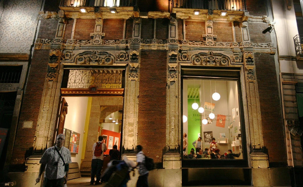 Dos ferias de COFAE participan en un encuentro organizado por el CCEMx